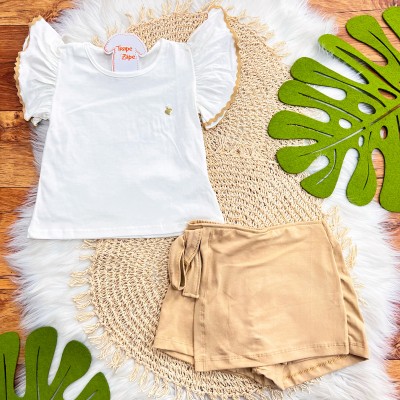 Conj. Blusa com Coração Dourado e Short Saia - Off White e Areia